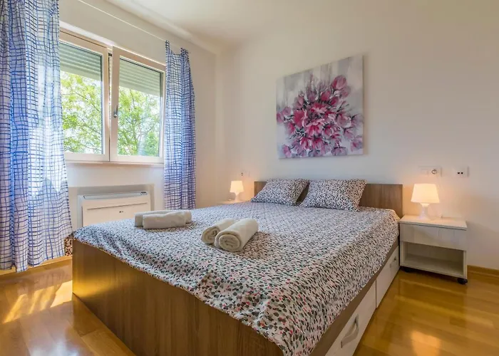 Mb Lägenhet Crikvenica